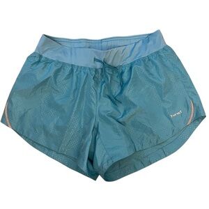 NWOT HIND aqua dotted 4” running shorts w/ liner, drawstring, reflective marks M